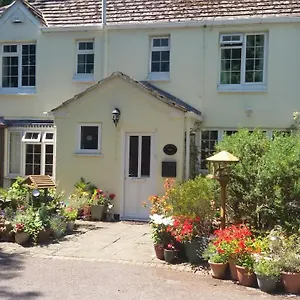 2* Bed & Breakfast Coach House